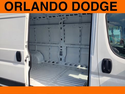 New 2026 RAM ProMaster 2500 w/ Convenience Group image 10