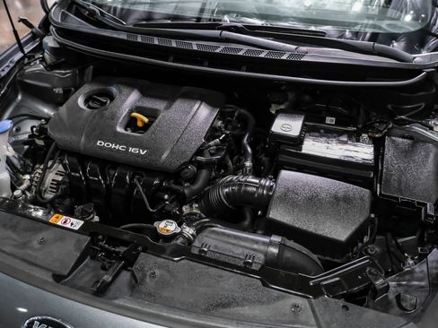 Used 2017 Kia Forte S FWD image 42