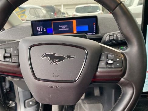 Used 2021 Ford Mustang Mach-E Premium image 19