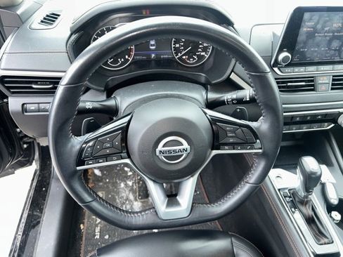 Used 2020 Nissan Altima 2.5 SR image 14