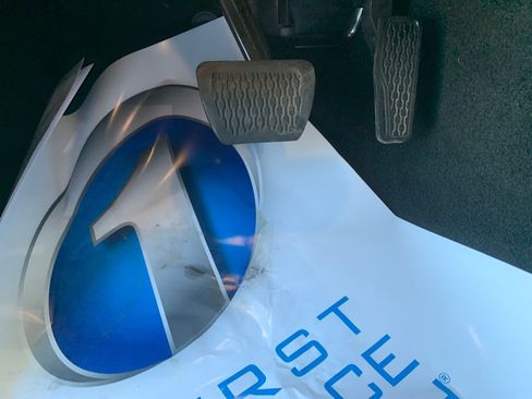 Used 2022 Jeep Wrangler Unlimited Rubicon 4xe w/ Dual Top Group image 16