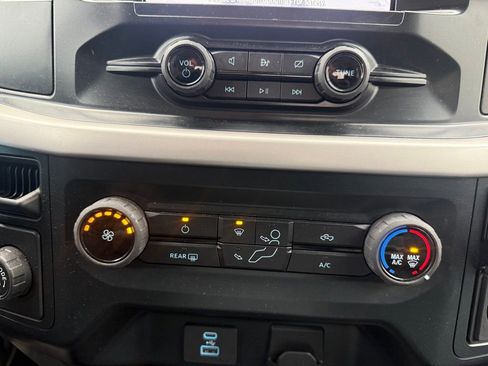 Used 2022 Ford F150 XLT image 15