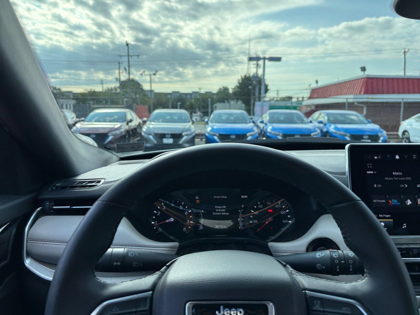 Used 2025 Jeep Compass Limited AWD/4WD image 34