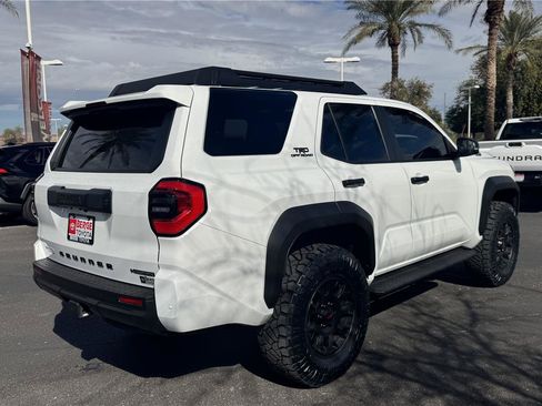 Used 2025 Toyota 4Runner 4WD image 29