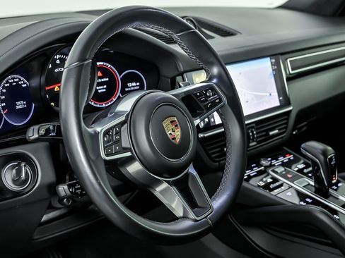Used 2023 Porsche Cayenne GTS AWD/4WD image 21