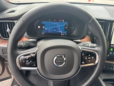 Used 2025 Volvo XC60 T8 Ultra w/ Climate Package AWD/4WD image 31