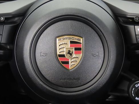 Certified 2025 Porsche Cayenne E-Hybrid Coupe AWD/4WD image 21
