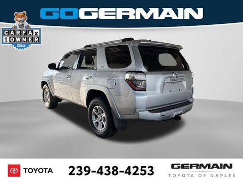 Used 2020 Toyota 4Runner SR5 Premium w/ Moonroof Package AWD/4WD image 4