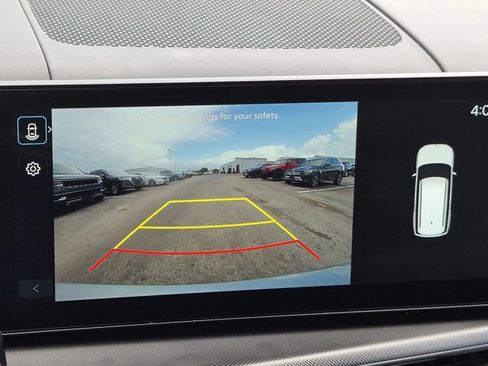 Used 2025 Hyundai Santa Fe SEL image 8