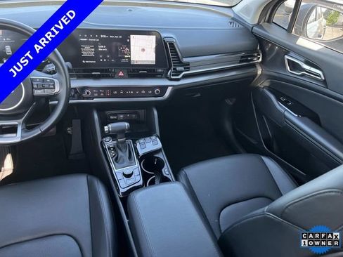 Used 2024 Kia Sportage EX FWD image 14