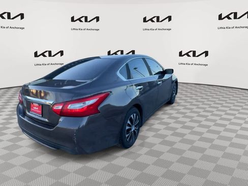 Used 2016 Nissan Altima 2.5 S w/ Power Driver Seat Package image 8