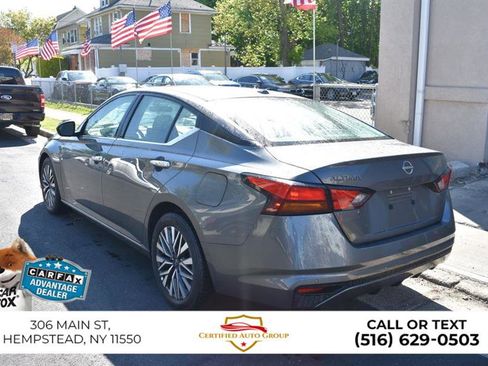 Used 2025 Nissan Altima 2.5 SV FWD image 7