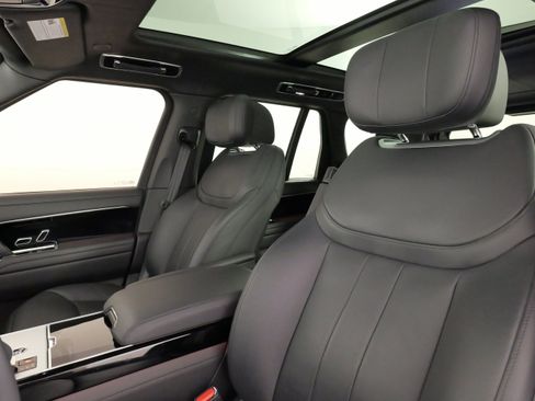 Used 2024 Land Rover Range Rover Autobiography AWD/4WD image 33