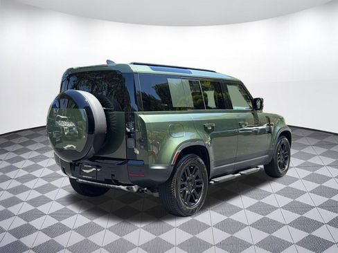New 2026 Land Rover Defender 110 S AWD/4WD image 9