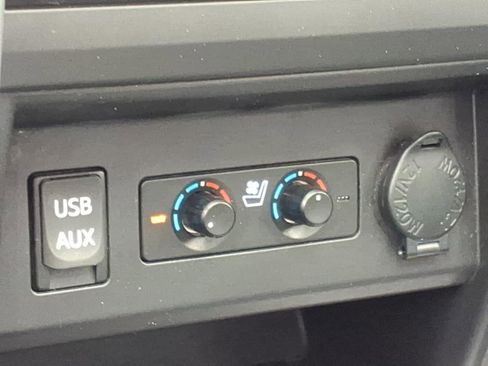 Used 2018 Toyota 4Runner Limited image 12