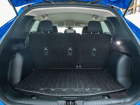 Used 2020 Ford Escape SE image 10