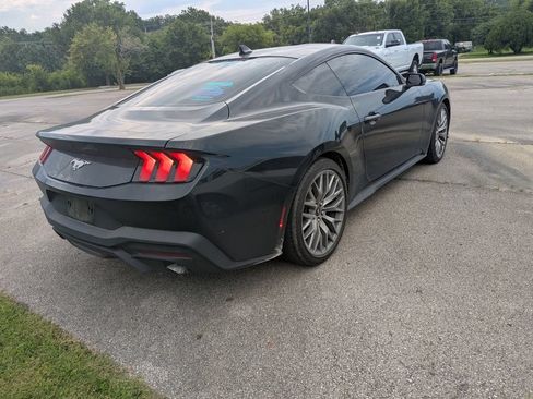 Used 2026 Ford Mustang Premium RWD image 4