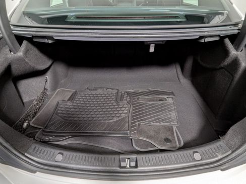 Used 2022 Mercedes-Benz E 350 4MATIC Sedan image 43