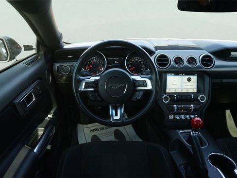 Used 2018 Ford Mustang GT w/ GT Performance Package RWD image 18