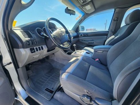 Used 2006 Toyota Tacoma PreRunner image 10