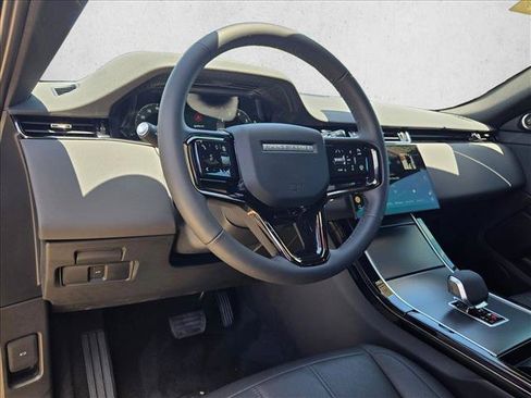 Used 2026 Land Rover Range Rover Evoque S AWD/4WD image 10