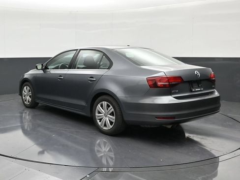 Used 2017 Volkswagen Jetta S FWD image 3