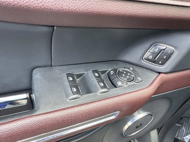 Used 2023 Ford Expedition Limited AWD/4WD image 27