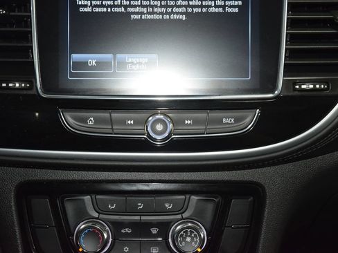 Used 2021 Buick Encore Preferred w/ Safety Package AWD/4WD image 28