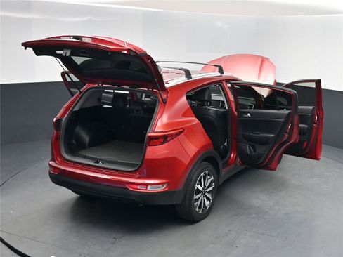Used 2017 Kia Sportage EX image 19