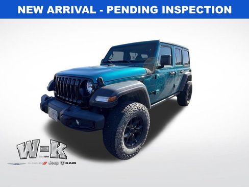 Used 2020 Jeep Wrangler Unlimited Sport AWD/4WD image 2