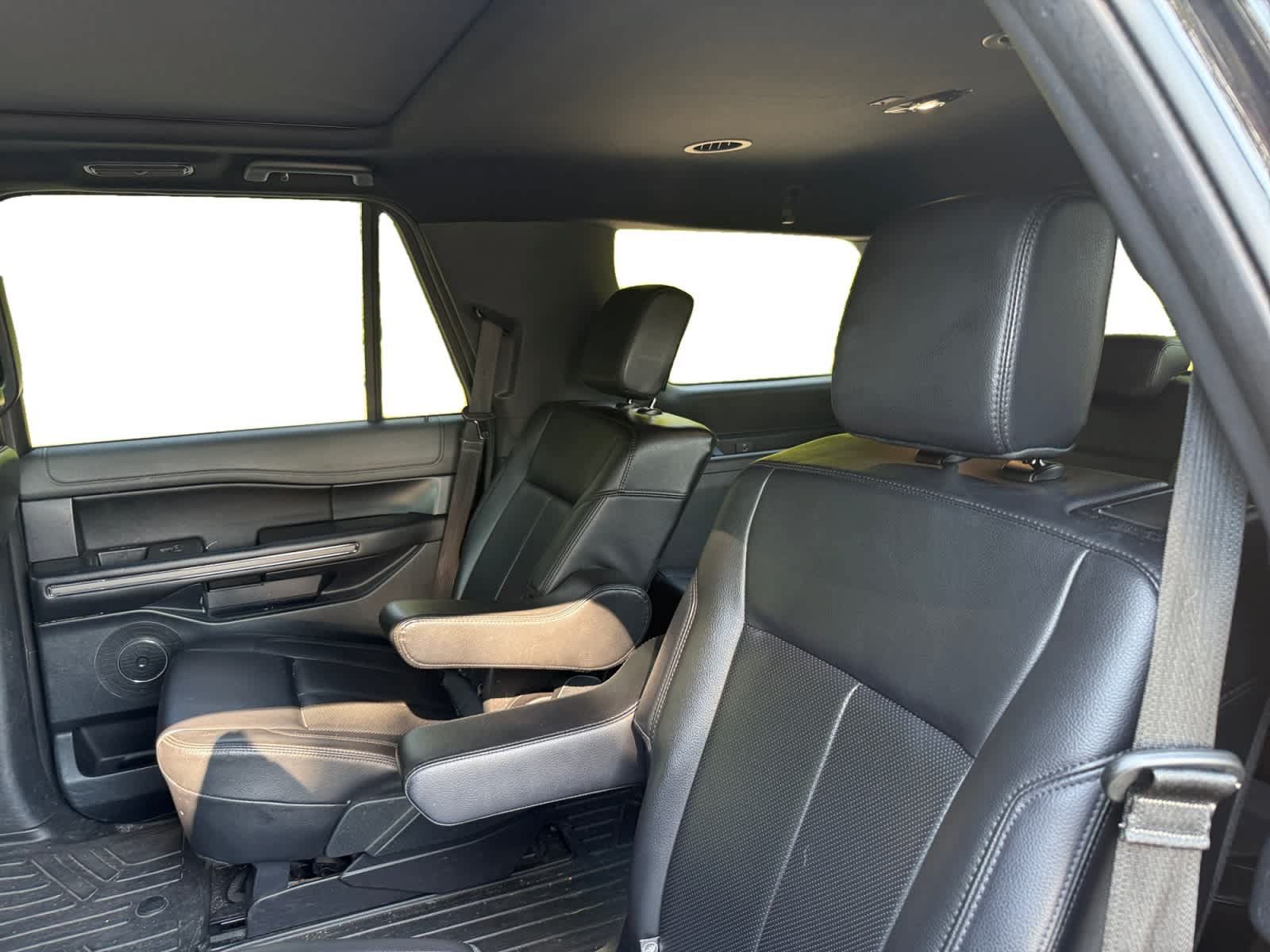 Used 2021 Ford Expedition XLT AWD/4WD image 22