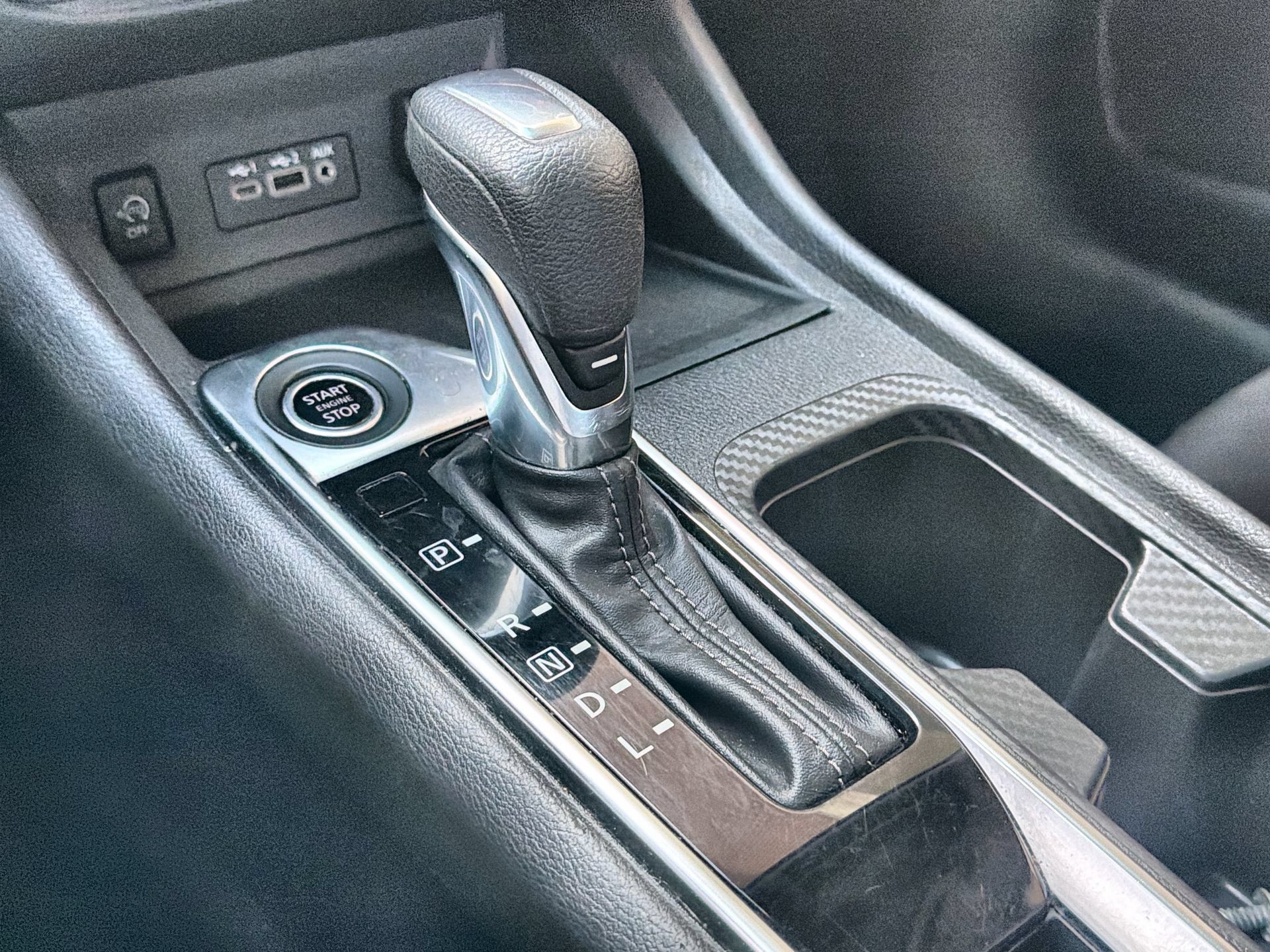 Used 2024 Nissan Sentra SV FWD image 19