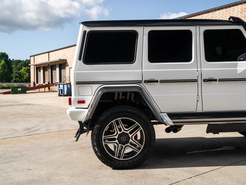 Used 2017 Mercedes-Benz G 550 Squared image 11