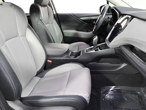 Used 2022 Subaru Outback Limited image 16