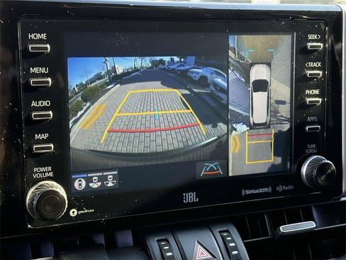 Used 2021 Toyota RAV4 Limited image 20