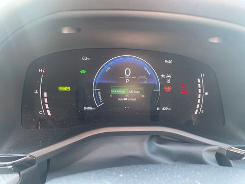 Used 2026 Toyota Camry SE FWD image 17