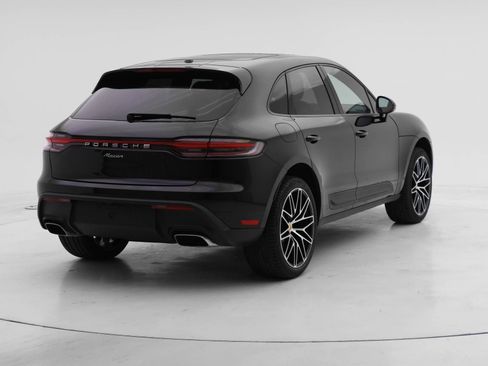 Used 2025 Porsche Macan AWD/4WD image 6
