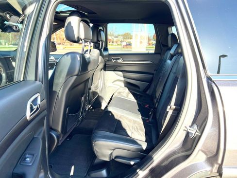 Used 2015 Jeep Grand Cherokee Altitude image 35