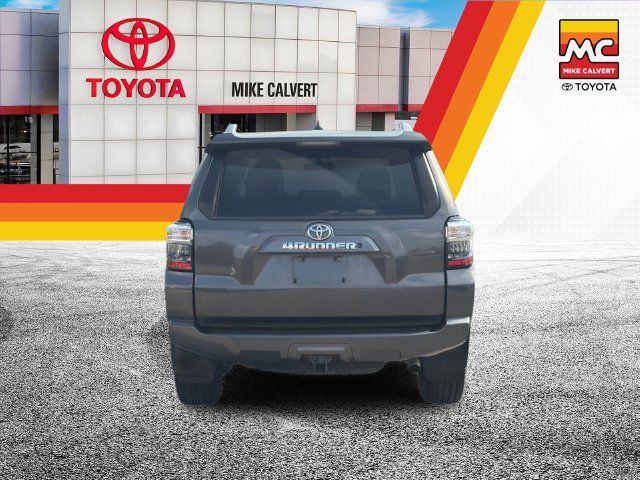 Used 2015 Toyota 4Runner SR5 RWD image 4