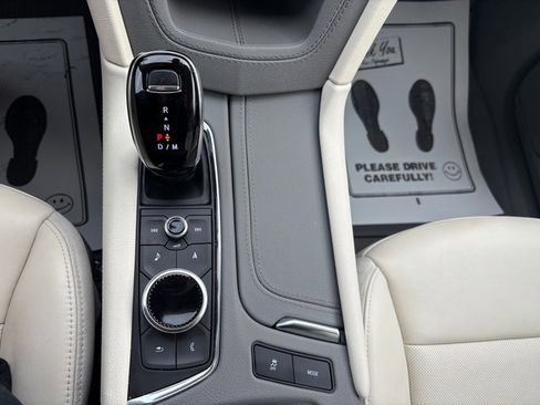 Used 2024 Cadillac XT6 Premium Luxury w/ LPO, Floor Liner Package image 30