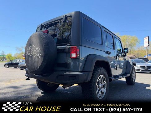 Used 2015 Jeep Wrangler Unlimited Rubicon w/ Dual Top Group AWD/4WD image 7