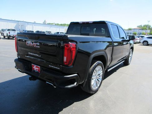Used 2019 GMC Sierra 1500 Denali w/ Denali Ultimate Package AWD/4WD image 6