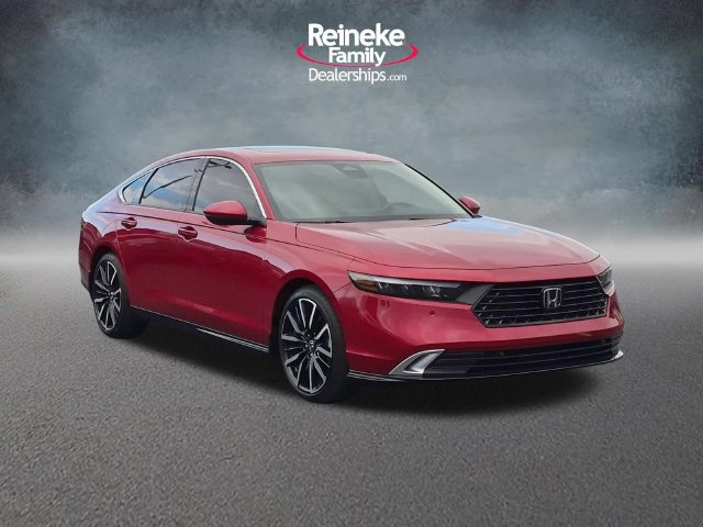 Used 2025 Honda Accord Touring image 3