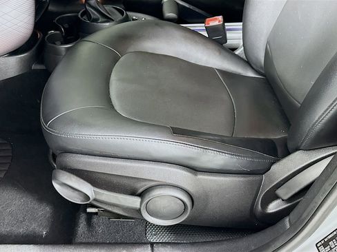 Used 2016 MINI Cooper Countryman FWD image 18