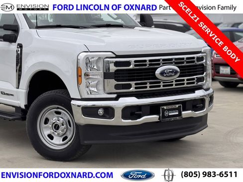 New 2025 Ford F350 XL w/ XL Chrome Package image 3