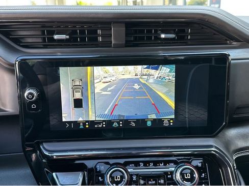 Used 2023 GMC Sierra 1500 AT4X image 11