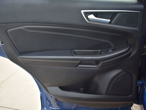 Used 2022 Ford Edge Titanium w/ Equipment Group 301A AWD/4WD image 40