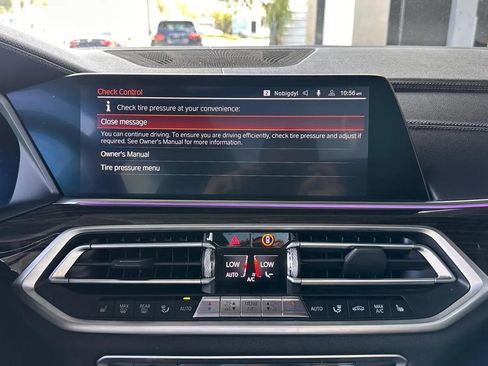 Used 2020 BMW X5 xDrive40i w/ Convenience Package image 16