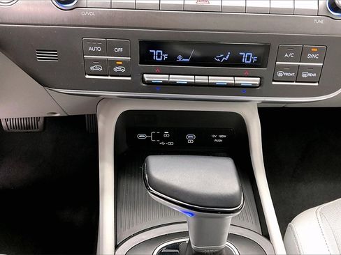 Certified 2024 Hyundai Kona SEL image 23