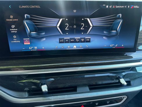 Used 2024 BMW X6 xDrive40i w/ Premium Package AWD/4WD image 13